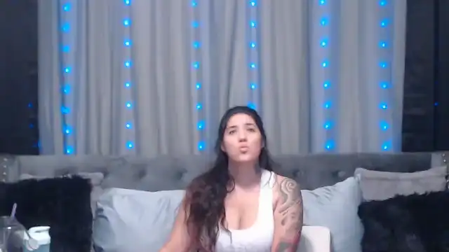 Natalie-star – [Flirt4free] Gorgeous Only Fun Club Video Gets Lucky – 2025-01-13 08:07:57