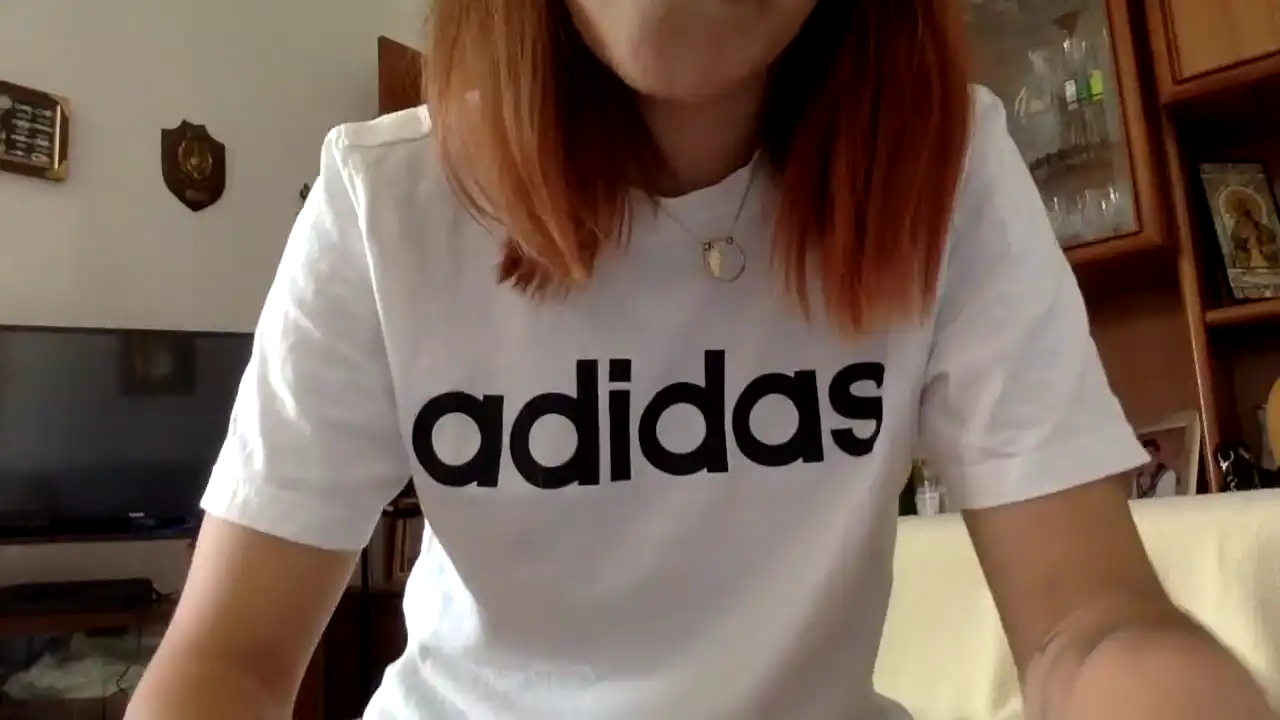 Chloee – [Amateur.tv] Crazyticket Awesome Multi Goal Show – 2025-04-25 05:29:22