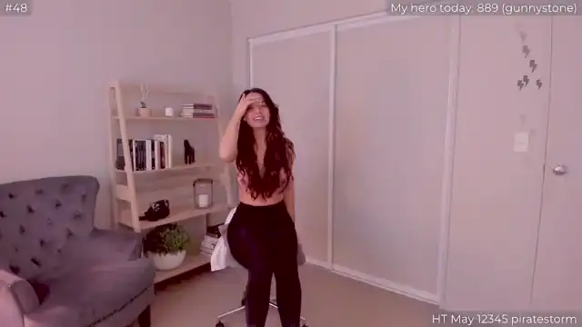 Anditastorm – [Myfreecams] Gets Lucky Porn Livecam – 2025-02-28 09:59:30