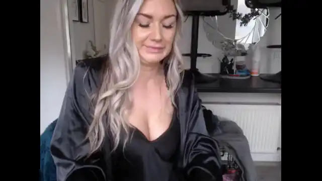 Lovelylucy25 – [Myfreecams] Webcamsex Sexy Sister Erotic – 2025-12-06 15:15:51