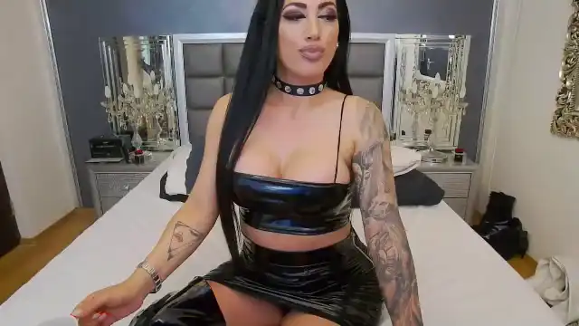 Mikyy-lovee – [Flirt4free] Livecam Rides Incredible Women – 2026-04-27 22:07:15