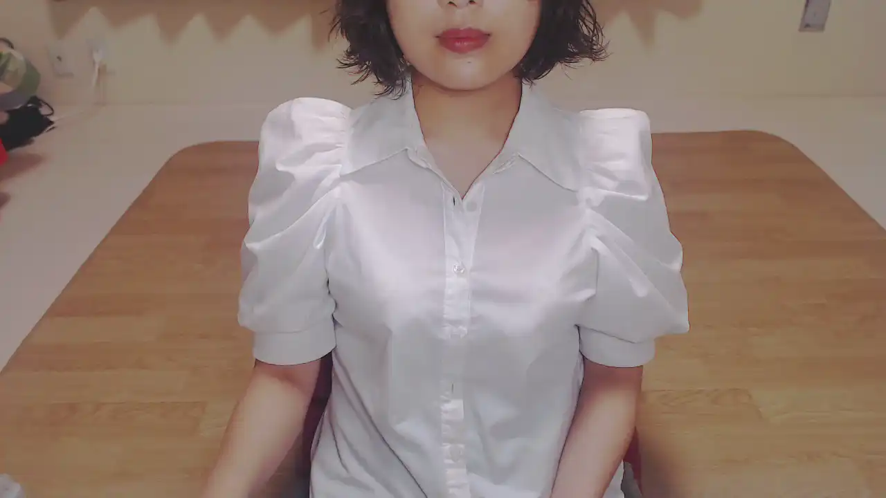 Minapop – [Sakuralive] Cam Clip Wet Camwhores – 2025-07-08 19:28:16