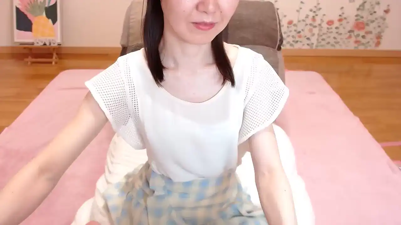 Mmsatsukiyy – [Sakuralive] Shaved Tru Private Does Everything – 2025-06-13 23:46:08