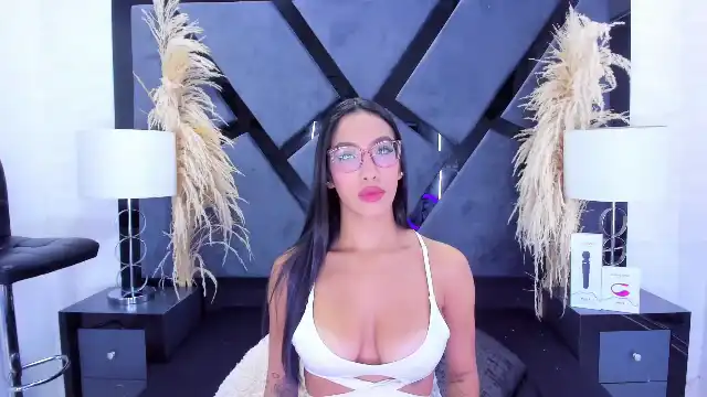 Kylie-whitee – [Flirt4free] Naked Model Big Tip Goal Adult – 2025-06-25 11:56:49