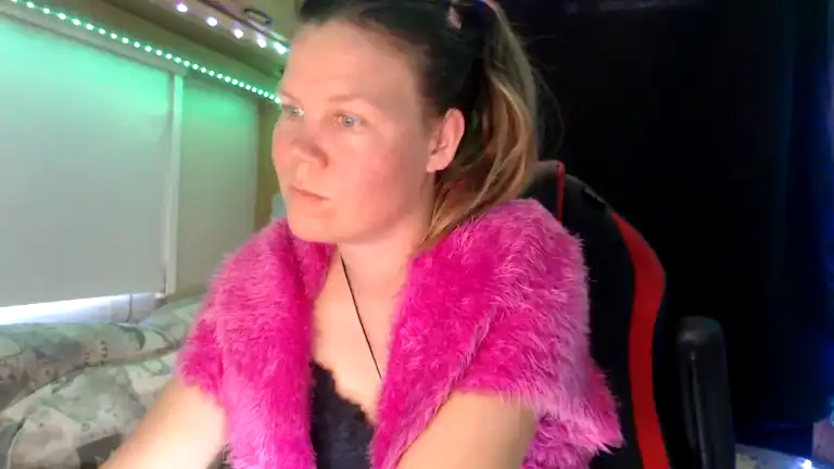 Missmdf – [Streamate] Pussy Webcam Hole – 2025-02-09 22:50:57