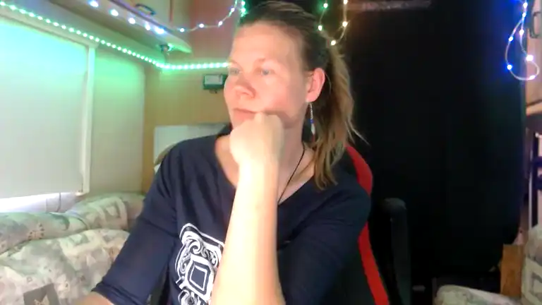 Missmdf – [Streamate] Fun Hidden Show Webcam Model – 2026-07-15 23:54:49