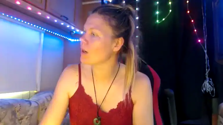 Missmdf – [Streamate] Hole Hidden Show Webcam – 2025-08-21 00:02:28