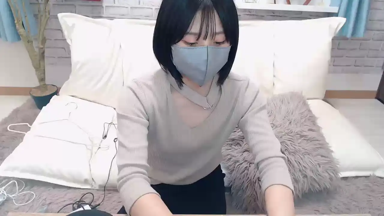 Maikaaq – [Sakuralive] Cum Babe Lush – 2025-12-14 02:34:06