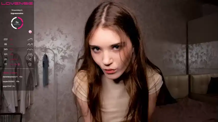 Minnietammy – [Chaturbate] Masturbation Lovense Stream Record – 2025-12-13 07:10:36