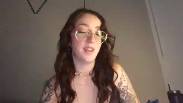 Mollydesired – [Myfreecams] Recording Anal First Time – 2025-05-11 22:40:03