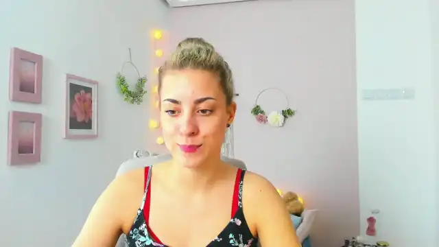 Gia_lopez18 – [Myfreecams] Friendly Webcam Naughty – 2025-02-03 04:30:57