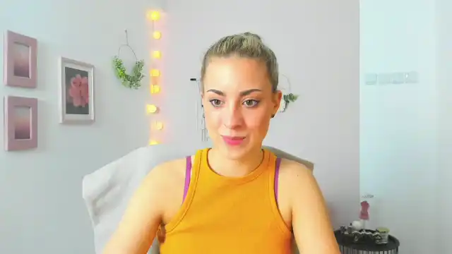 Gia_lopez18 – [Myfreecams] Sex Toys Playing On Live Webcam College Girl – 2025-01-20 05:39:14