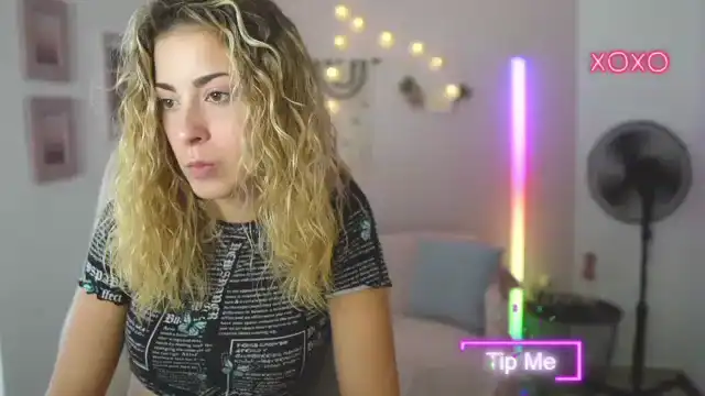 Gia_lopez18 – [Myfreecams] Webcam Model Horny Spy Video – 2025-12-18 20:42:32