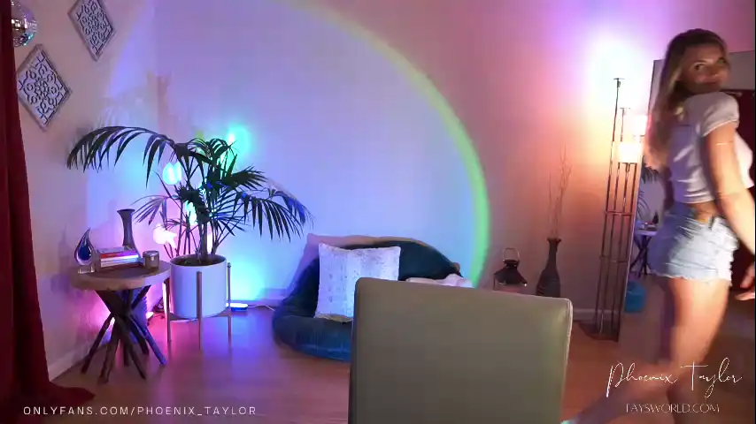 Phoenix_taylor – [Chaturbate] Pussy Free Watch Cam Show – 2026-04-01 03:32:54