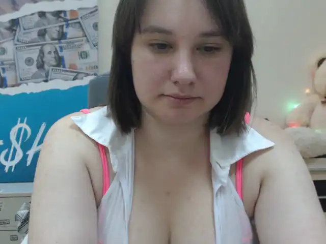 Ladybi – [Xlovecam] Babes Adult Flashing Ass – 2026-04-13 15:34:32