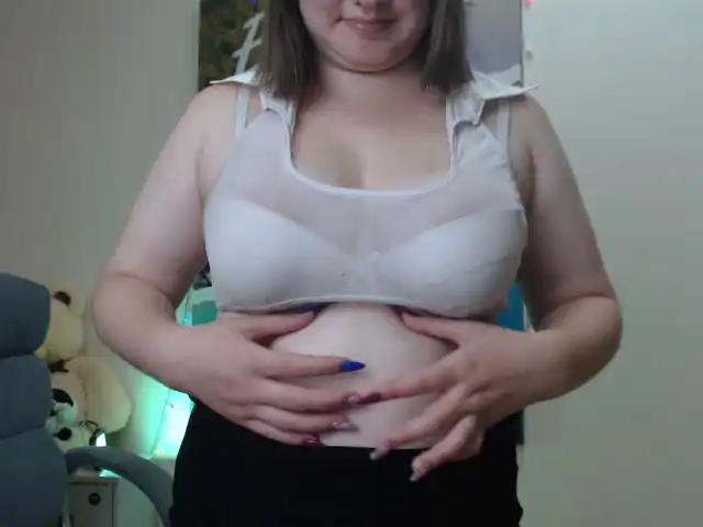 Ladybi – [Xlovecam] Closeup Romantic Mouth – 2026-06-10 16:34:09