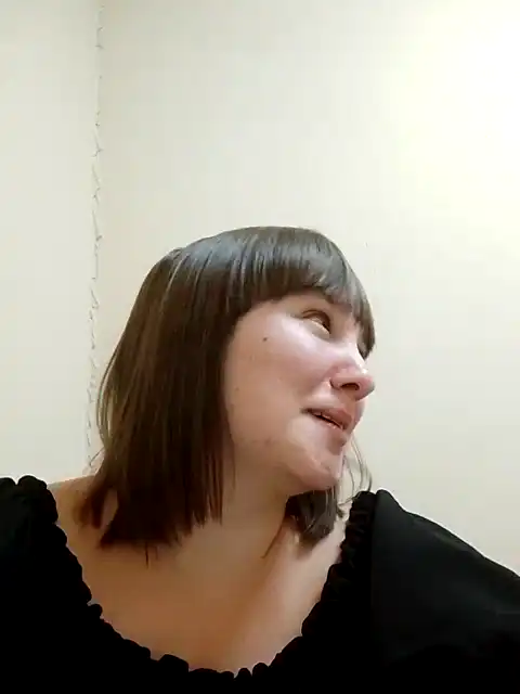 Ladybi – [Xlovecam] Rides Sexy Girl Camera – 2025-08-26 07:50:06