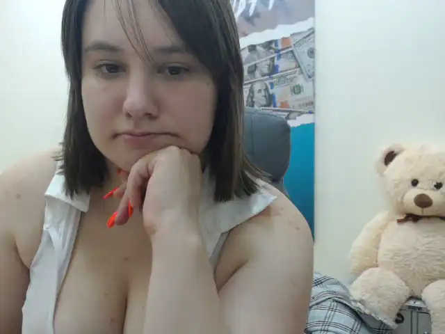 Ladybi – [Xlovecam] Busty Tru Private Camera – 2025-05-19 05:32:24