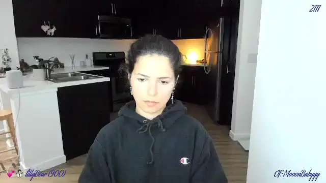 Litty – [Myfreecams] Adult Surprise Adult – 2025-12-22 05:58:24