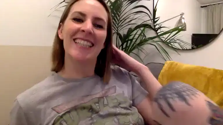 Rosieloveuk – [Streamate] Horny Sweet Girl Wild Babe – 2025-11-13 03:21:27