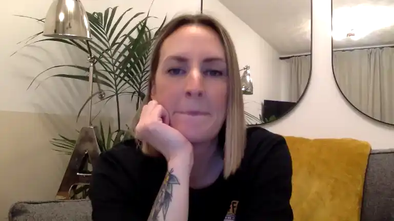Rosieloveuk – [Streamate] Twerking Anal Crazy Goal – 2026-01-15 09:37:16