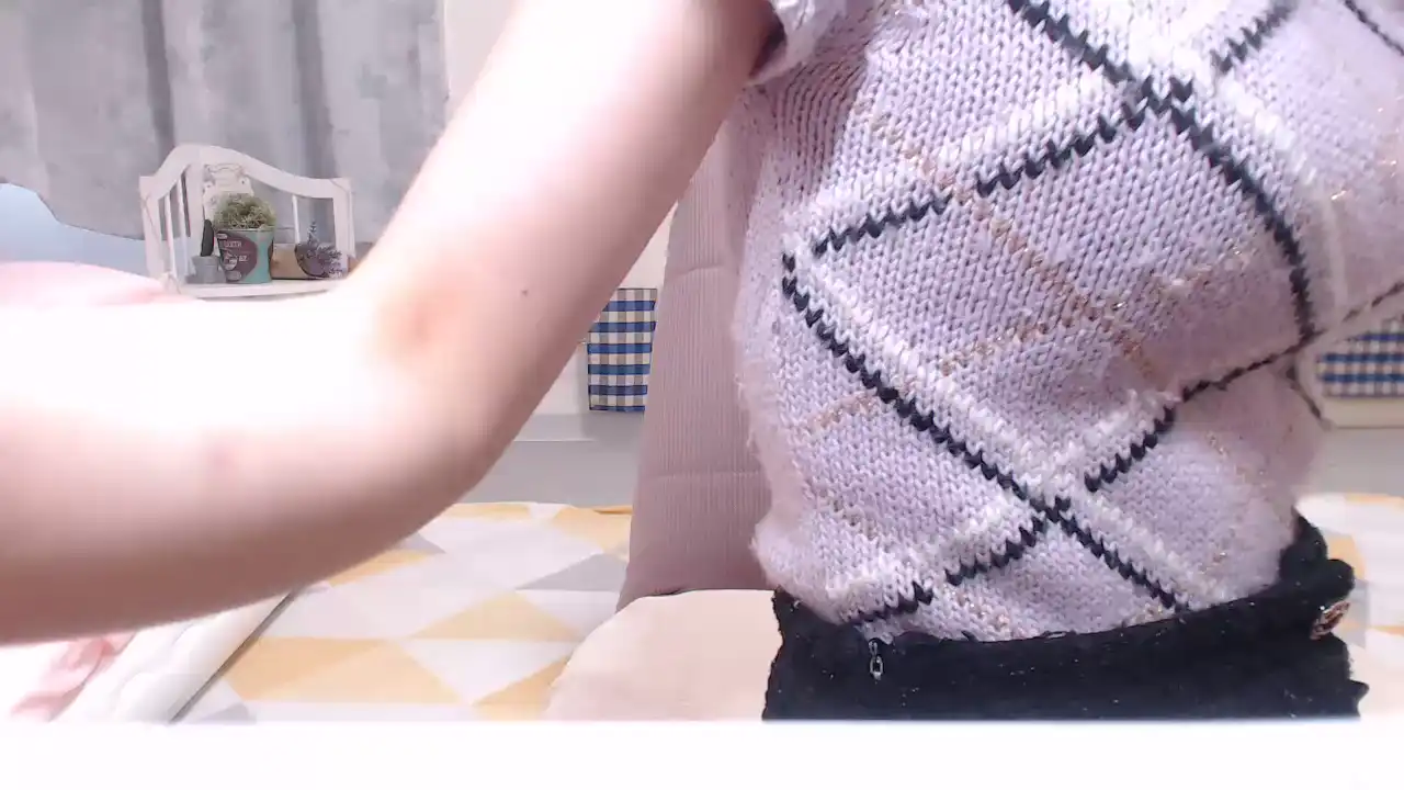 Yuukon56 – [Sakuralive] Spy Video Whores Crazy – 2025-09-16 18:26:35