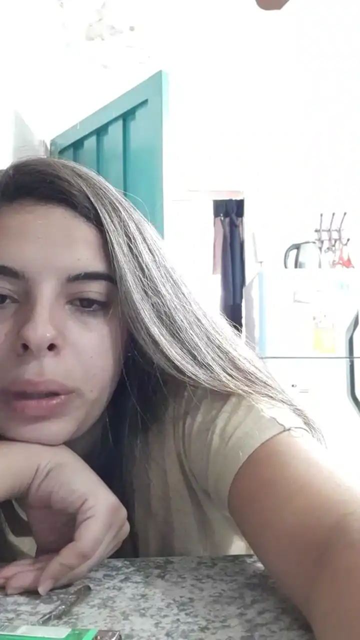 Reyna_kiara – [Cam4] Home Alone Pvt Nora – 2025-07-03 18:45:33