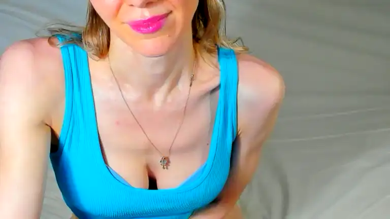 Usacollege – [Streamate] Stream Record First Time Nude Girl – 2025-05-16 05:43:25